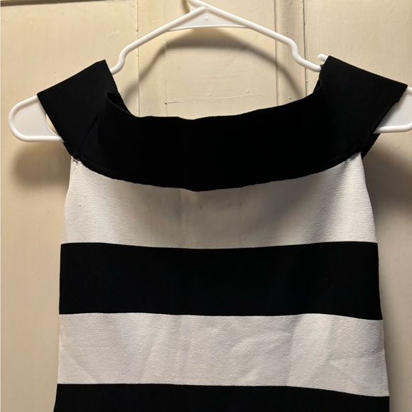 MILLY KNIT BEAUTIFUL DRESS,NEW WITH TAGS, medium size - Picture 9 of 10